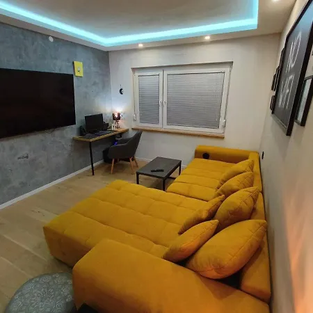 Keleia Nova Vas Design Apartment Celje * 采列