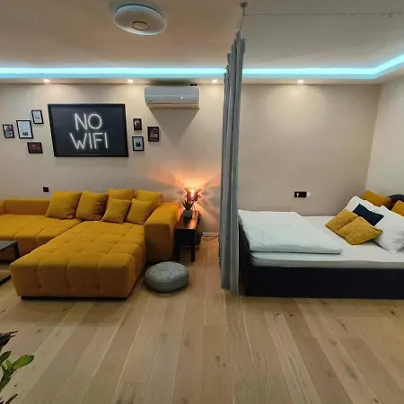 Keleia Nova Vas Design Apartment Celje 采列