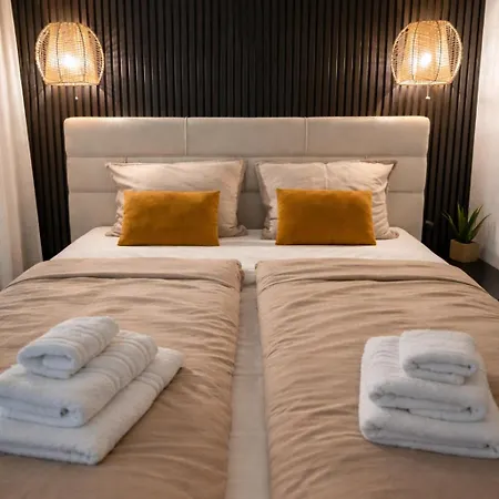 Keleia Nova Vas Design *