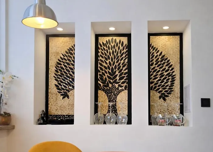 Keleia Nova Vas Design * ツェリェ